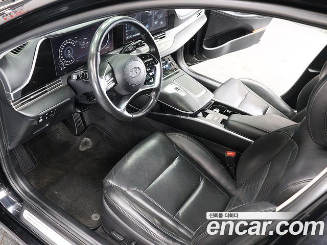 Hyundai Grandeur 2023 — photo 17