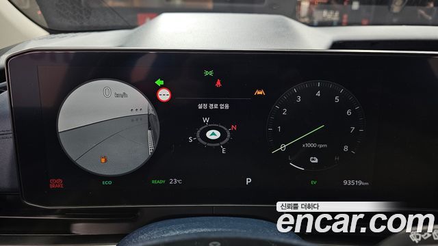 Kia Canival 2025 — photo 11