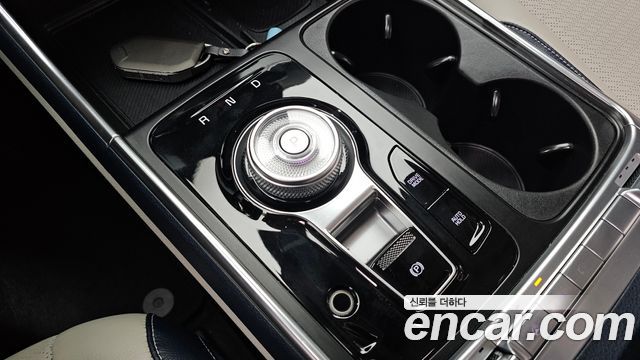 Kia Canival 2025 — photo 12