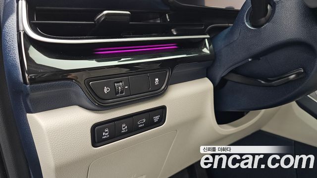 Kia Canival 2025 — photo 24