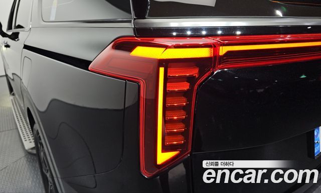Kia Canival 2025 — photo 9