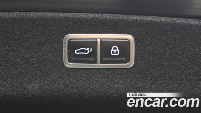 Genesis G80 2022 — photo 19