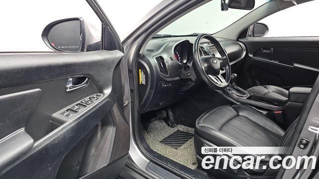 Kia Sportage 2013 — photo 13