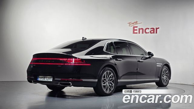 Genesis G90 2023 — photo 2