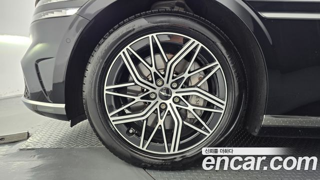 Genesis G90 2023 — photo 5
