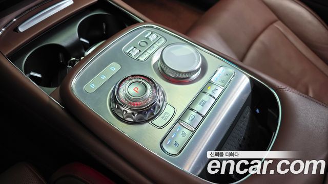 Genesis G90 2023 — photo 12