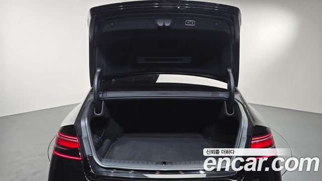 Genesis G90 2023 — photo 24