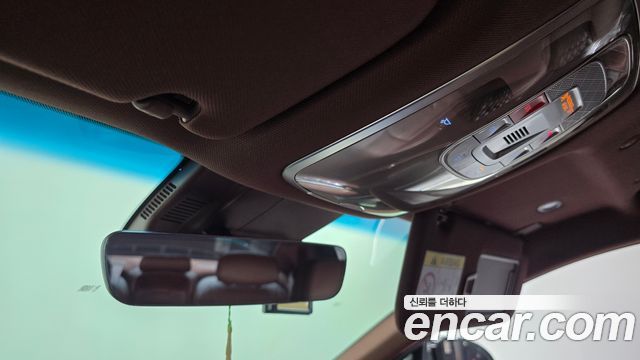 Genesis G90 2023 — photo 25