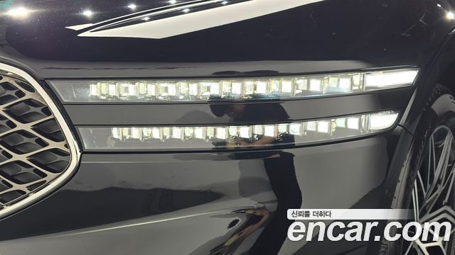 Genesis G90 2023 — photo 8