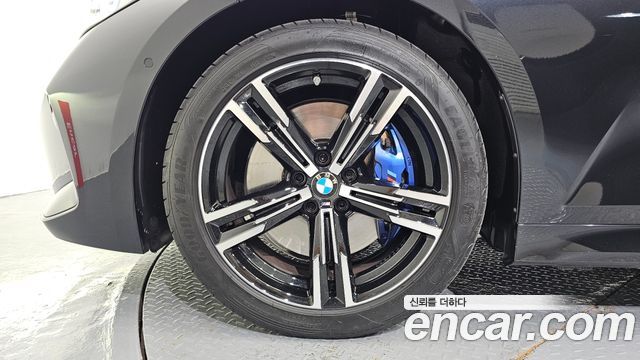 BMW 3-Series 2024 — photo 5