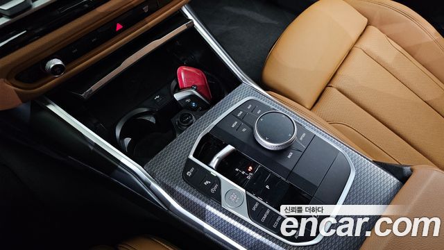 BMW 3-Series 2024 — photo 9