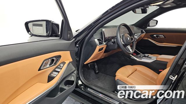 BMW 3-Series 2024 — photo 10
