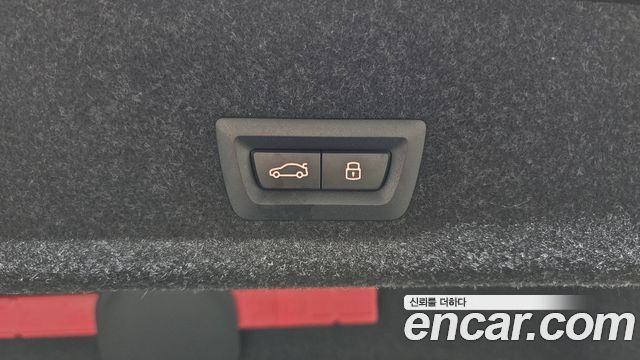 BMW 3-Series 2024 — photo 18