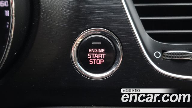 Kia Canival 2018 — photo 16