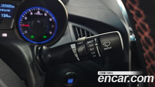 Hyundai Genesis 2016 — photo 24