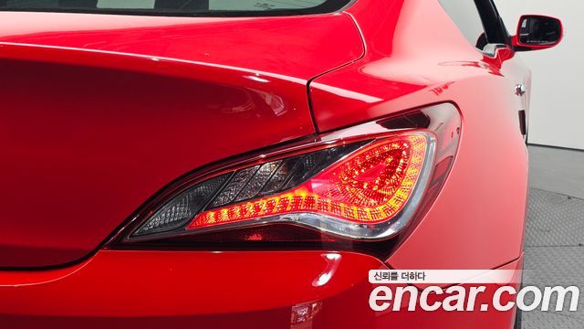Hyundai Genesis 2016 — photo 9
