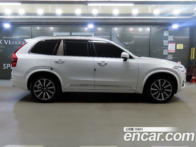 Volvo XC90 2018 — photo 3
