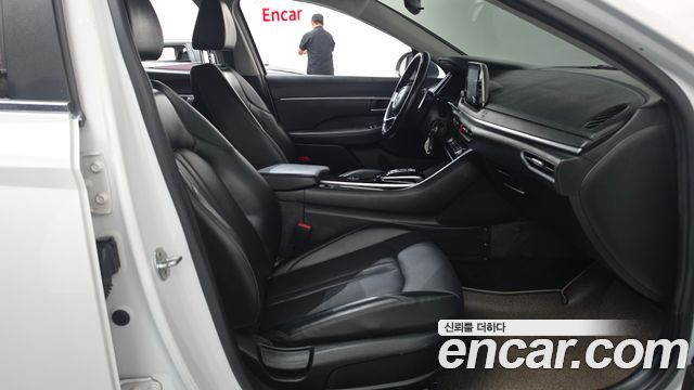 Hyundai Sonata 2020 — photo 11