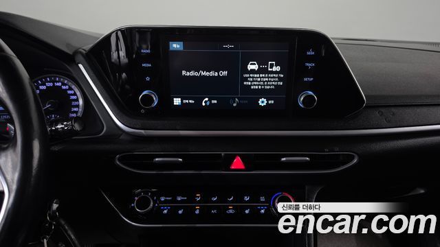 Hyundai Sonata 2020 — photo 14