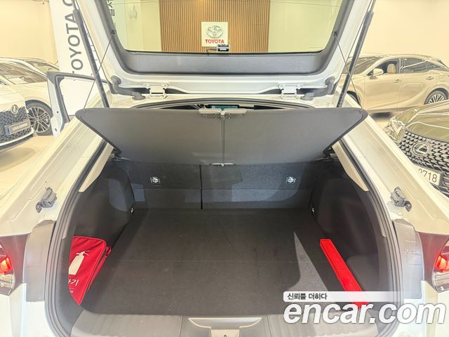 Toyota Prius 2024 — photo 13