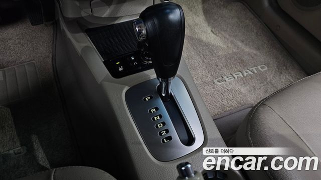 Kia Cerato 2005 — photo 9