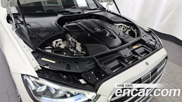 Mercedes-Benz S-Class 2022 — photo 6