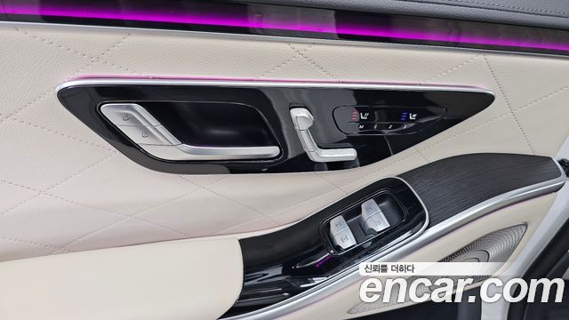 Mercedes-Benz S-Class 2022 — photo 25