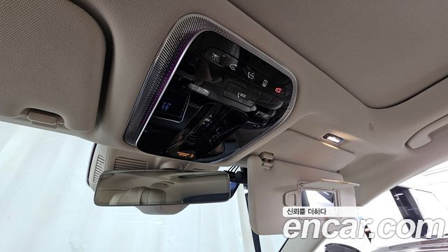 Mercedes-Benz S-Class 2022 — photo 29