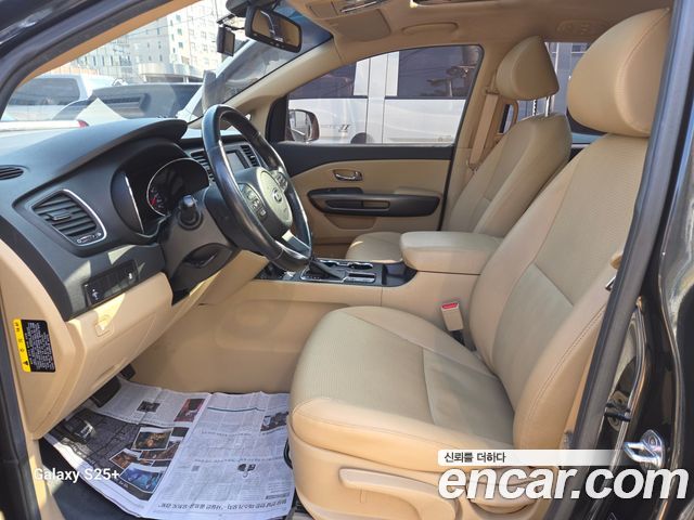 Kia Canival 2019 — photo 4