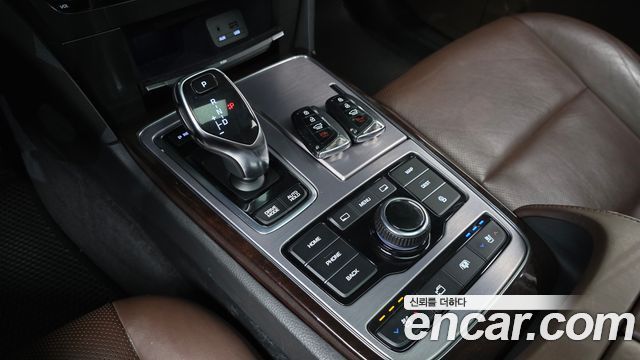 Hyundai Equus 2014 — photo 9