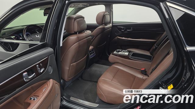 Hyundai Equus 2014 — photo 12