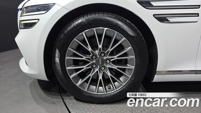 Genesis G80 2022 — photo 5