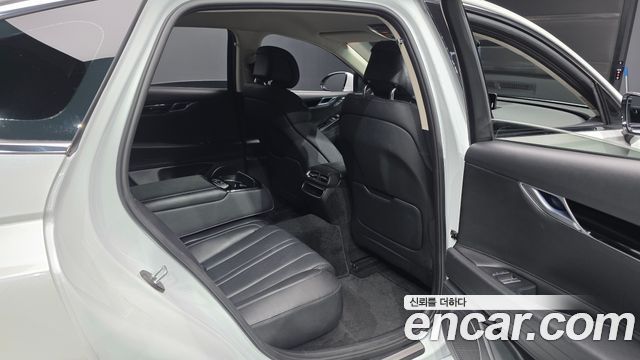 Genesis G80 2022 — photo 18