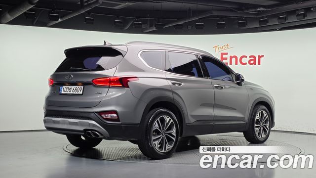 Hyundai Santafe 2019 — photo 2