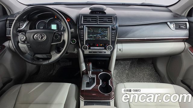 Toyota Camry 2013 — photo 7
