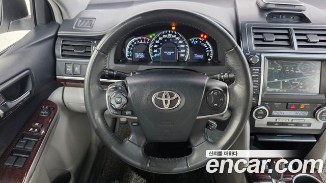 Toyota Camry 2013 — photo 13