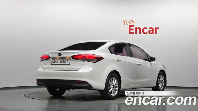 Kia K3 2016 — photo 2