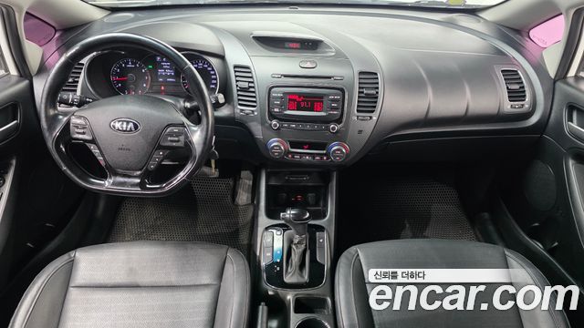 Kia K3 2016 — photo 7