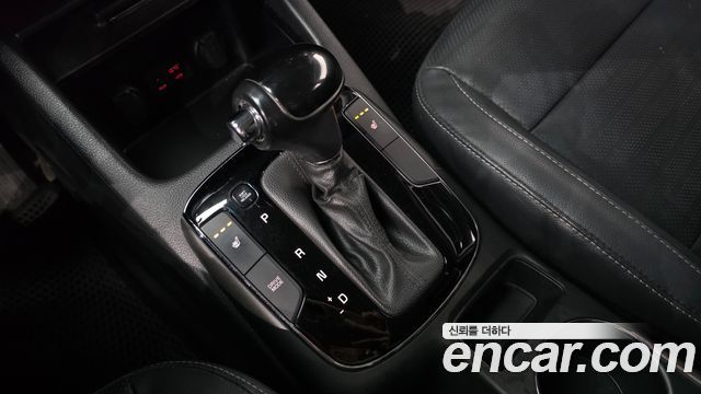 Kia K3 2016 — photo 9