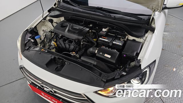 Hyundai AVANTE 2016 — photo 6