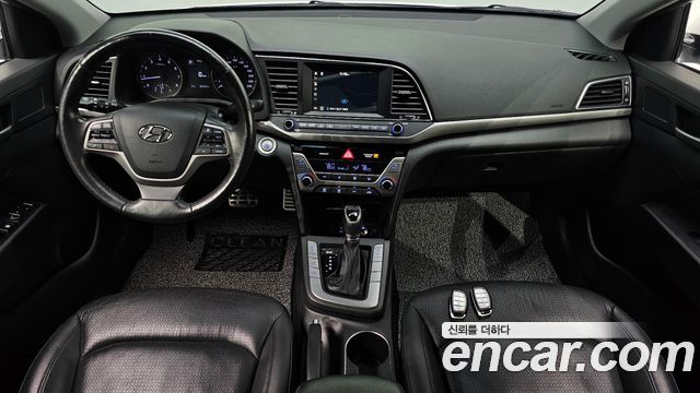 Hyundai AVANTE 2016 — photo 10