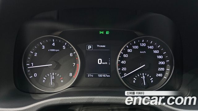 Hyundai AVANTE 2016 — photo 11
