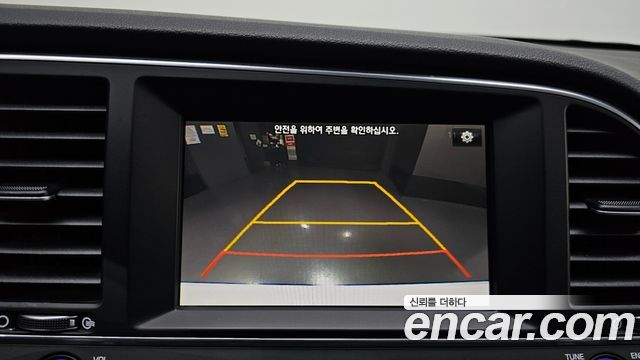 Hyundai AVANTE 2016 — photo 22