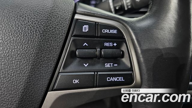 Hyundai AVANTE 2016 — photo 24