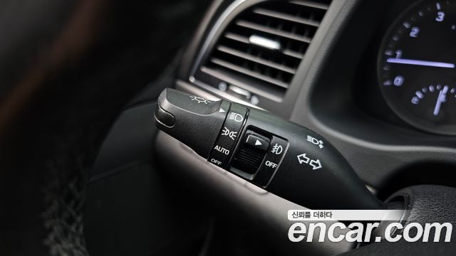 Hyundai AVANTE 2016 — photo 29