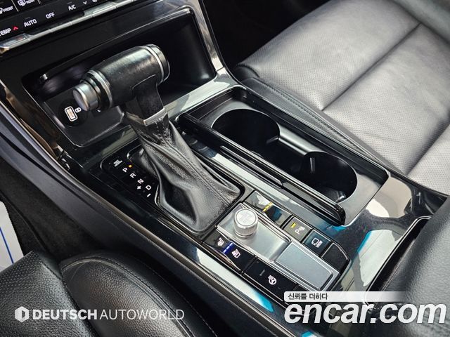Kia K7 2020 — photo 9