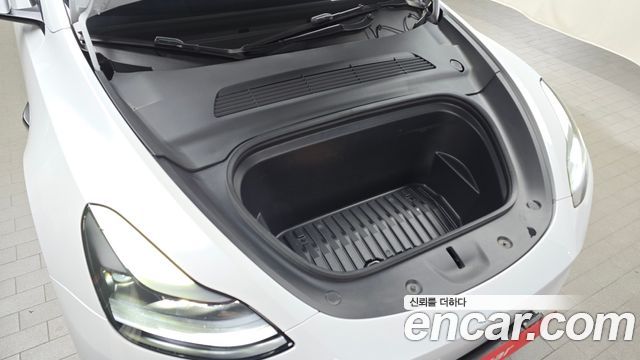 Tesla Model Y 2024 — photo 6