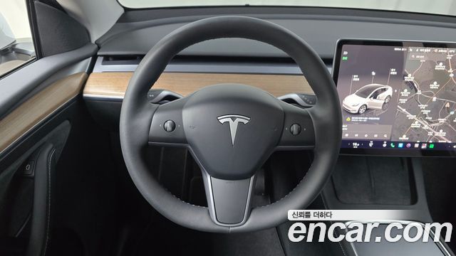Tesla Model Y 2024 — photo 18