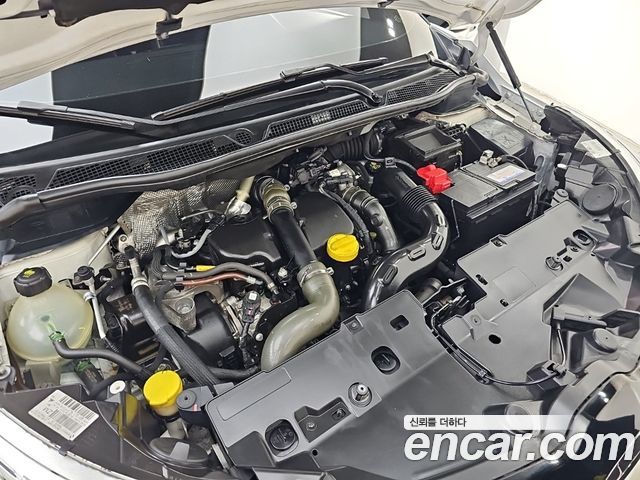 Renault Korea QM3 2017 — photo 6