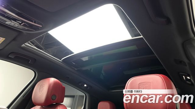 Porsche Cayenne 2022 — photo 22